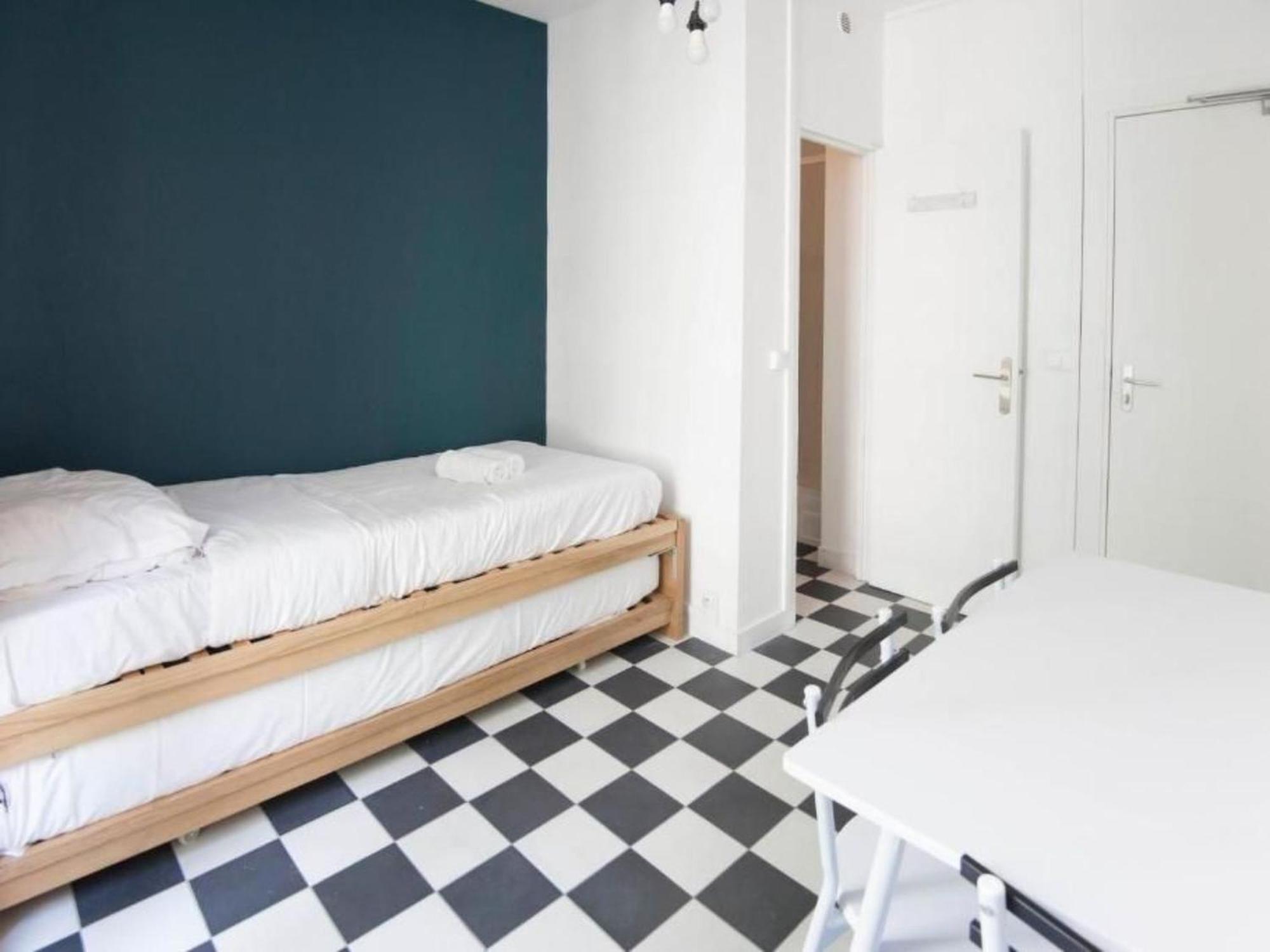 Mit Badezimmer By Interhome * Paris